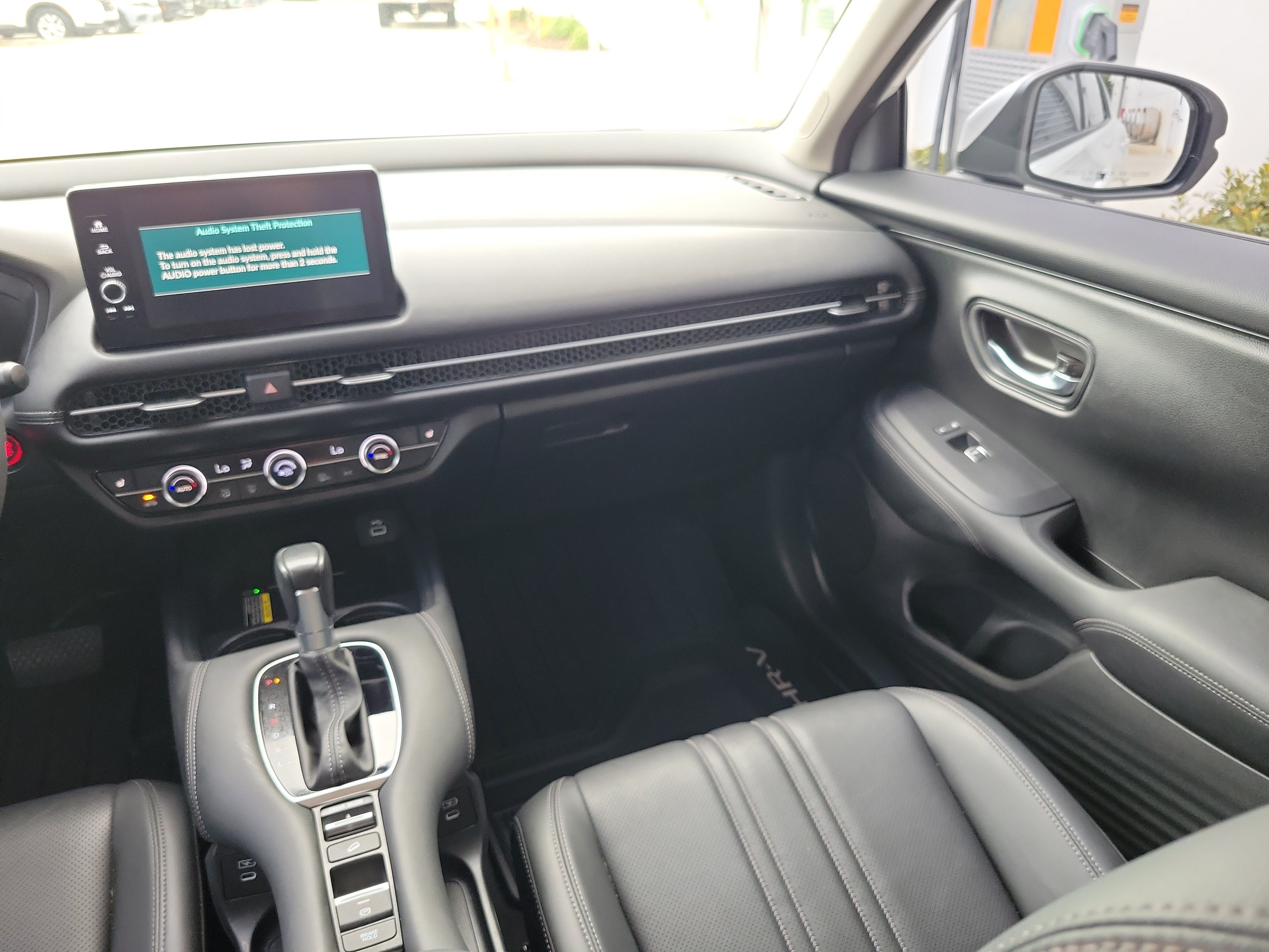 Used 2024 Honda HR-V EX-L image 19