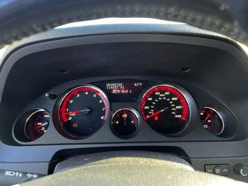 Used 2011 GMC Acadia SLT w/ Technology Package image 22