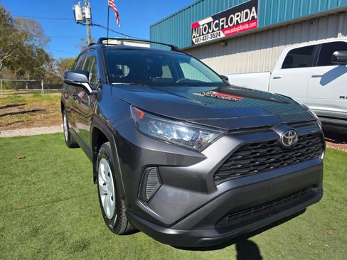 Used 2019 Toyota RAV4 LE w/ Carpet Mat Package image 1