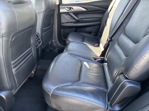 Used 2019 MAZDA CX-9 Touring image 12