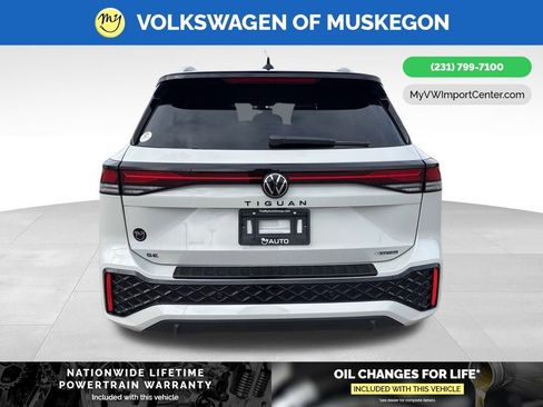 New 2026 Volkswagen Tiguan SE R-Line image 6