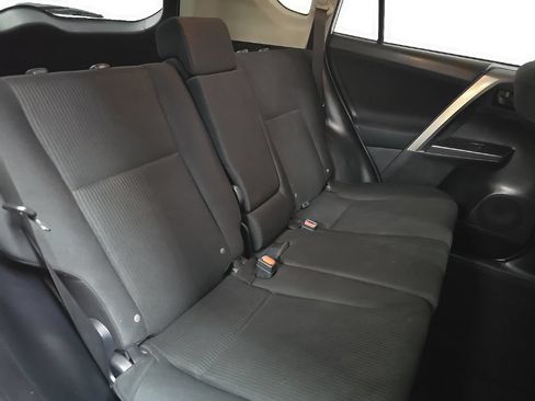 Used 2017 Toyota RAV4 LE w/ All Weather Liner Package AWD/4WD image 16