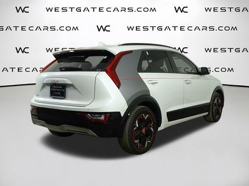 Certified 2023 Kia Niro Wave image 50