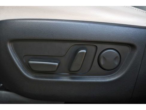 Used 2026 MAZDA CX-90 3.3 Turbo w/ Preferred Package AWD/4WD image 28