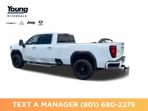 Used 2024 GMC Sierra 3500 Denali w/ Denali Reserve Package AWD/4WD image 3