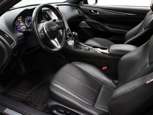 Used 2018 INFINITI Q60 3.0t Luxe image 10