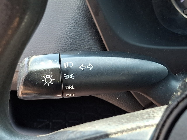 Certified 2021 Toyota RAV4 LE AWD/4WD image 16