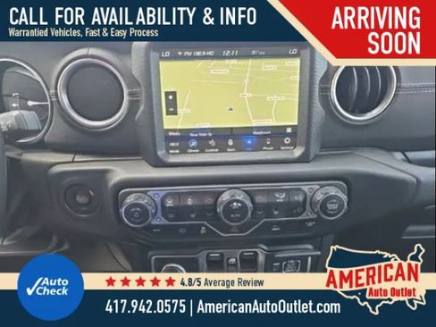 Used 2022 Jeep Wrangler Unlimited Sahara w/ Cold Weather Group AWD/4WD image 12