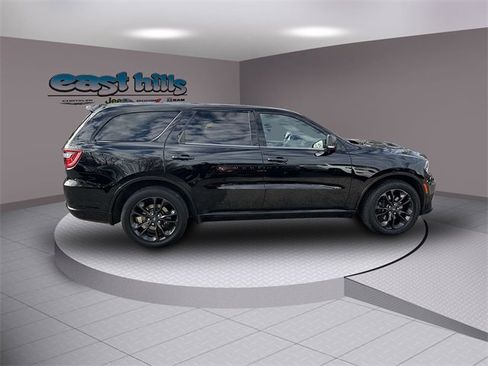 Used 2022 Dodge Durango R/T w/ Blacktop Package image 2