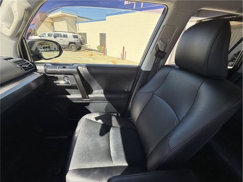 Used 2016 Toyota 4Runner TRD Pro AWD/4WD image 36