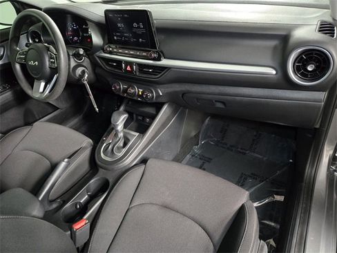 Used 2023 Kia Forte LXS w/ LXS Technology Package image 24