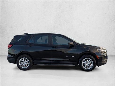 Used 2024 Chevrolet Equinox LS FWD image 4