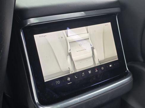 Used 2023 Tesla Model X image 19