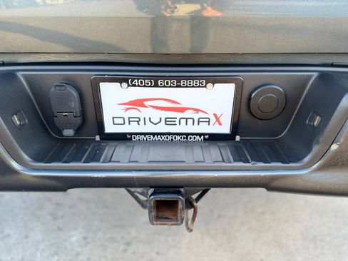 Used 2015 Chevrolet Colorado W/T w/ WT Convenience Package image 26