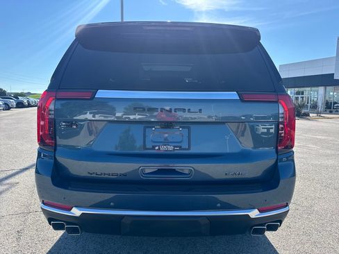 New 2026 GMC Yukon Denali w/ Denali Reserve Package AWD/4WD image 5