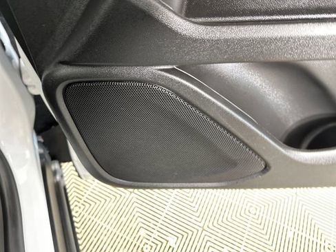 Used 2023 GMC Terrain SLE w/ Driver Convenience Package image 29