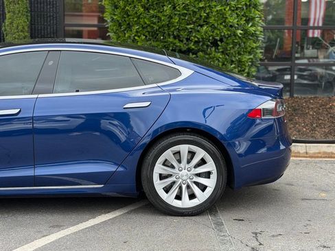 Used 2020 Tesla Model S Long Range Plus AWD/4WD image 10