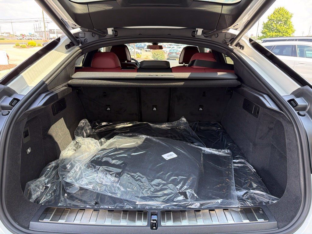 New 2027 BMW X6 xDrive40i AWD/4WD image 15