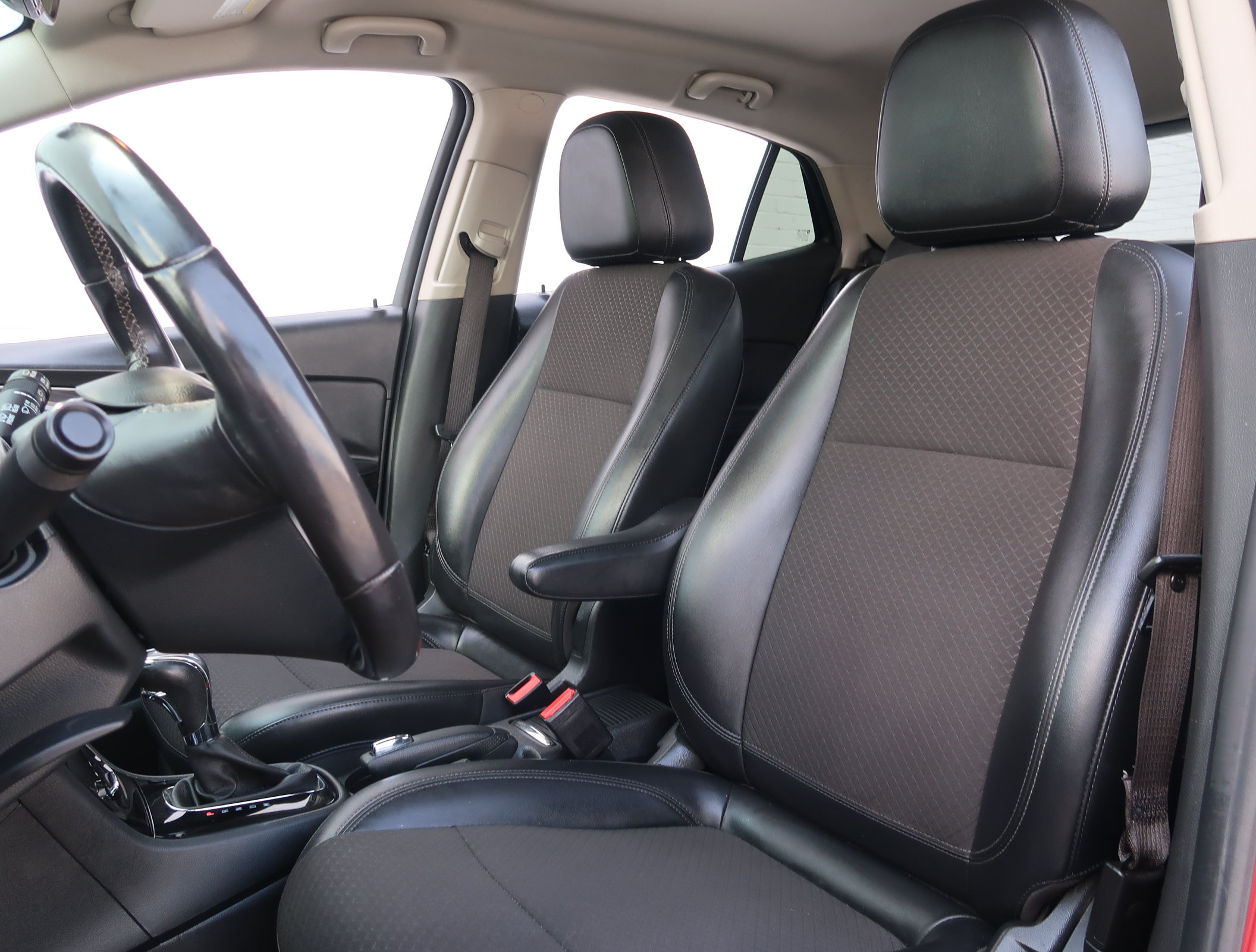 Used 2018 Buick Encore Preferred FWD image 12