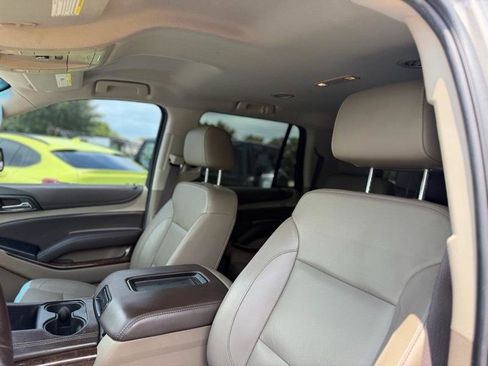 Used 2018 Chevrolet Tahoe LT w/ Luxury Package RWD image 24