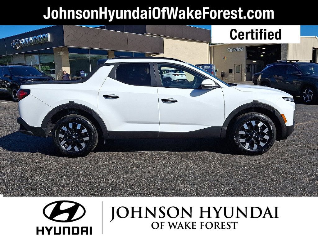 Certified 2025 Hyundai Santa Cruz SEL FWD image 19