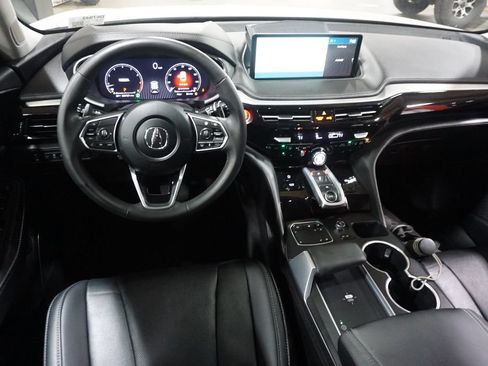 Used 2023 Acura MDX SH-AWD w/ Technology Package image 6