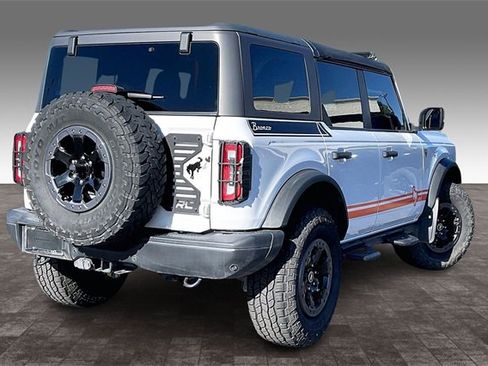 Used 2022 Ford Bronco Badlands image 2