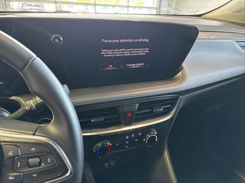 Used 2025 Buick Encore GX Preferred image 27