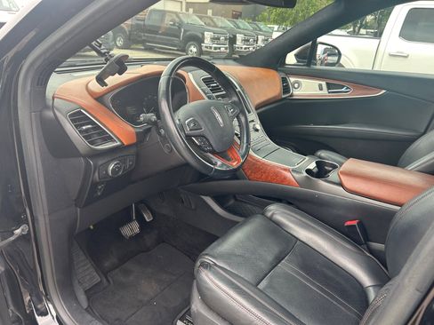 Used 2016 Lincoln MKX Black Label w/ Technology Package FWD image 2