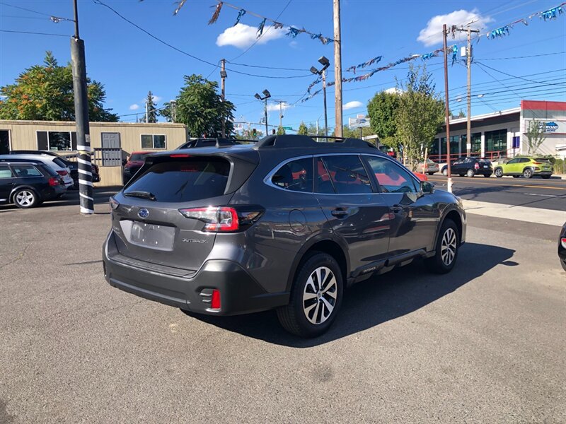 Used 2020 Subaru Outback Premium w/ Popular Package #1 AWD/4WD image 4