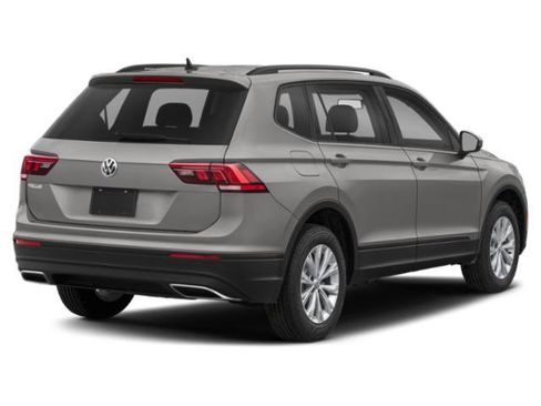 Used 2020 Volkswagen Tiguan S FWD image 2