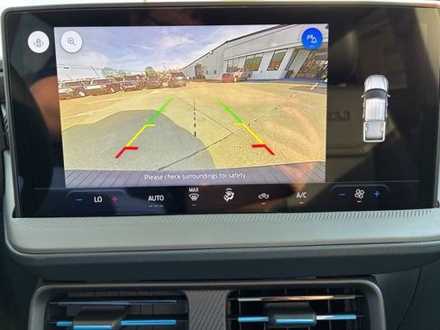 New 2026 Ford Maverick Lobo AWD/4WD image 32