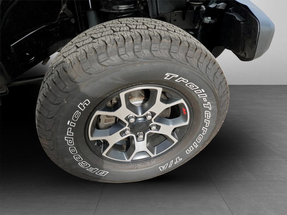 Used 2022 Jeep Wrangler Unlimited Sport AWD/4WD image 28