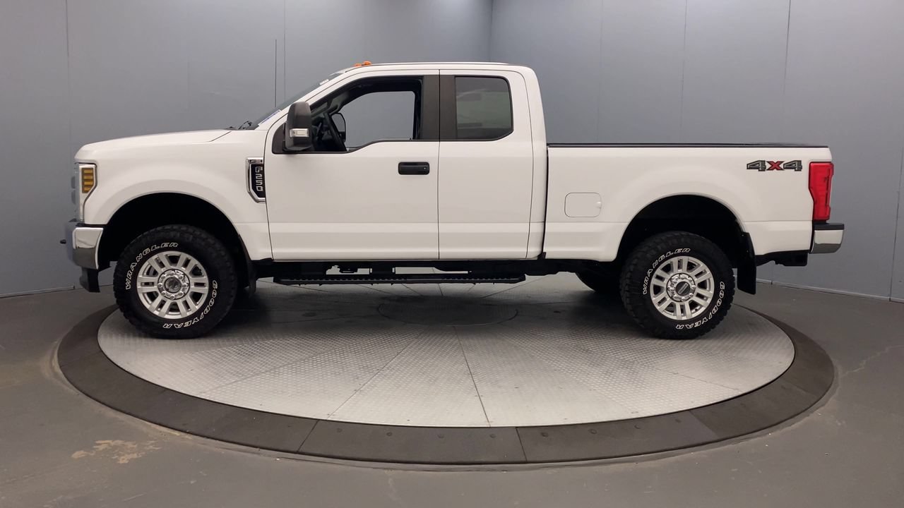 Used 2019 Ford F250 XL w/ STX Appearance Package AWD/4WD image 2