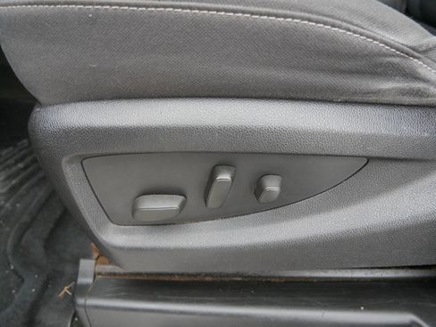 Used 2015 Chevrolet Silverado 3500 LT w/ LT Convenience Package image 13