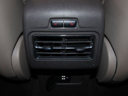 Used 2022 Lincoln Corsair Reserve w/ Luxury Package image 30