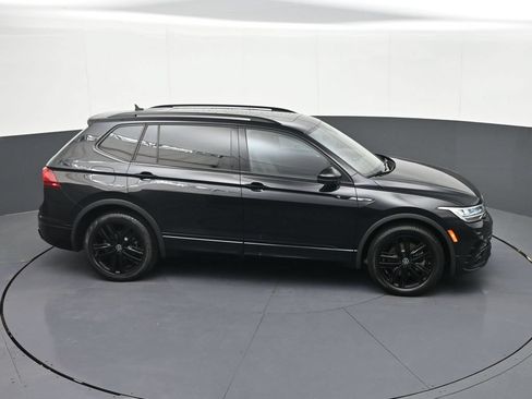 Used 2022 Volkswagen Tiguan SE R-Line FWD image 26