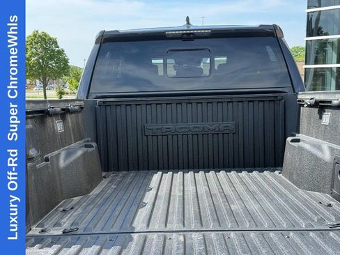 Used 2024 Toyota Tacoma Limited w/ Limited Package (LT) AWD/4WD image 9