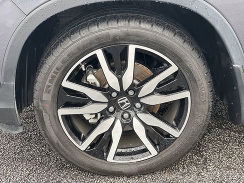 Used 2022 Honda Pilot Elite image 11