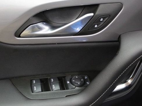 Certified 2024 Chevrolet Blazer LT w/ Convenience Package FWD image 16