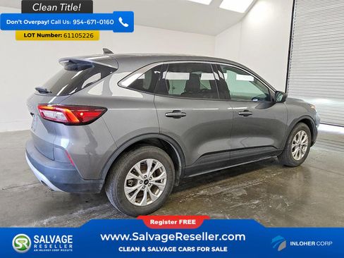 Used 2023 Ford Escape Active w/ Cold Weather Package FWD image 4