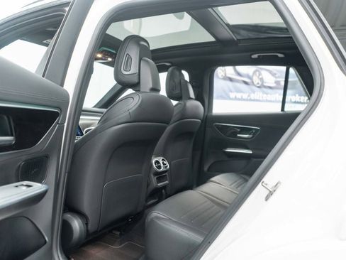 Used 2025 Mercedes-Benz GLC 43 AMG 4MATIC image 36