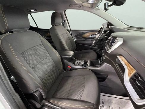 Used 2021 GMC Terrain SLE w/ Driver Convenience Package FWD image 33