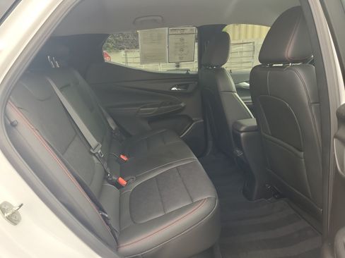 Used 2023 Chevrolet Bolt EUV LT w/ Convenience Package FWD image 28