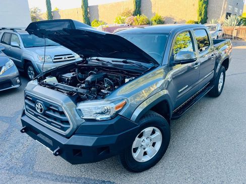 Used 2016 Toyota Tacoma SR5 RWD image 9