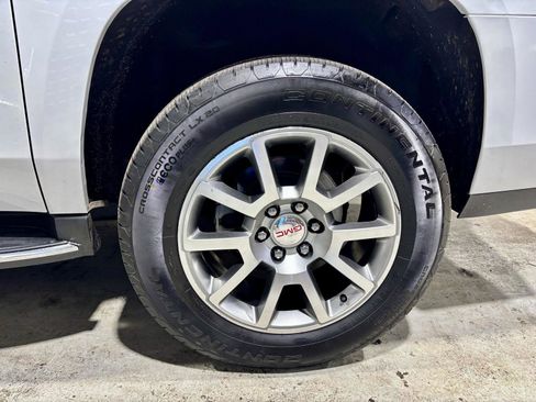 Used 2019 GMC Yukon XL Denali image 21