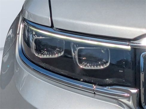 Used 2022 Jeep Grand Wagoneer Series I w/ Flexible Seating Group image 9