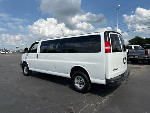 Certified 2024 Chevrolet Express 3500 LT w/ LT Preferred Equipment Group RWD image 3