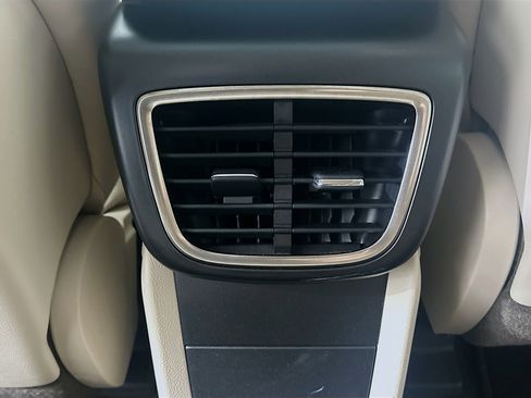 Used 2018 Lincoln MKX Reserve FWD image 29