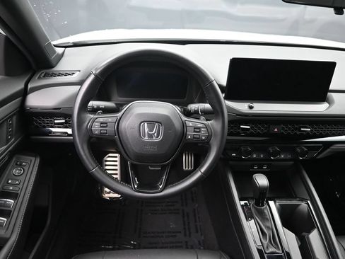 Used 2024 Honda Accord Sport image 17
